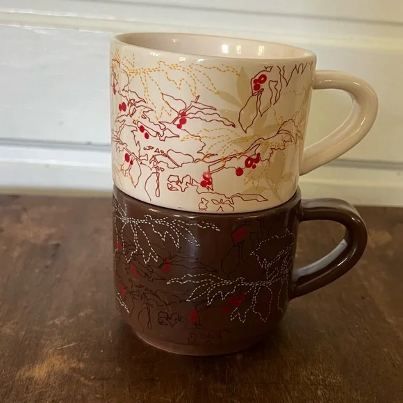 Starbucks 2009 Holiday Berries Coffee Bean Plant mug 10 ounce mug set - Picture 3 of 8